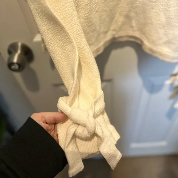 MADEWELL Mock Neck Tie-Cuff Sweater Medium - Picture 6 of 6